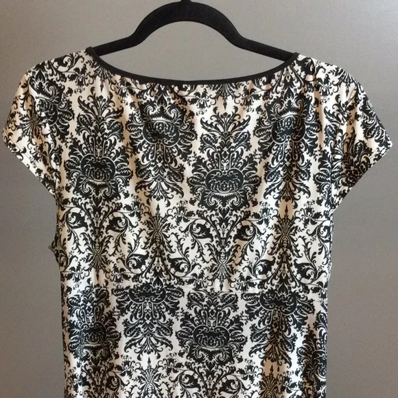 M ND Intimates damask cap sleeve lounge dress - Picture 6 of 15